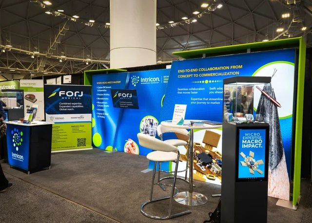 Modular trade show booth, from the builder's portfolio